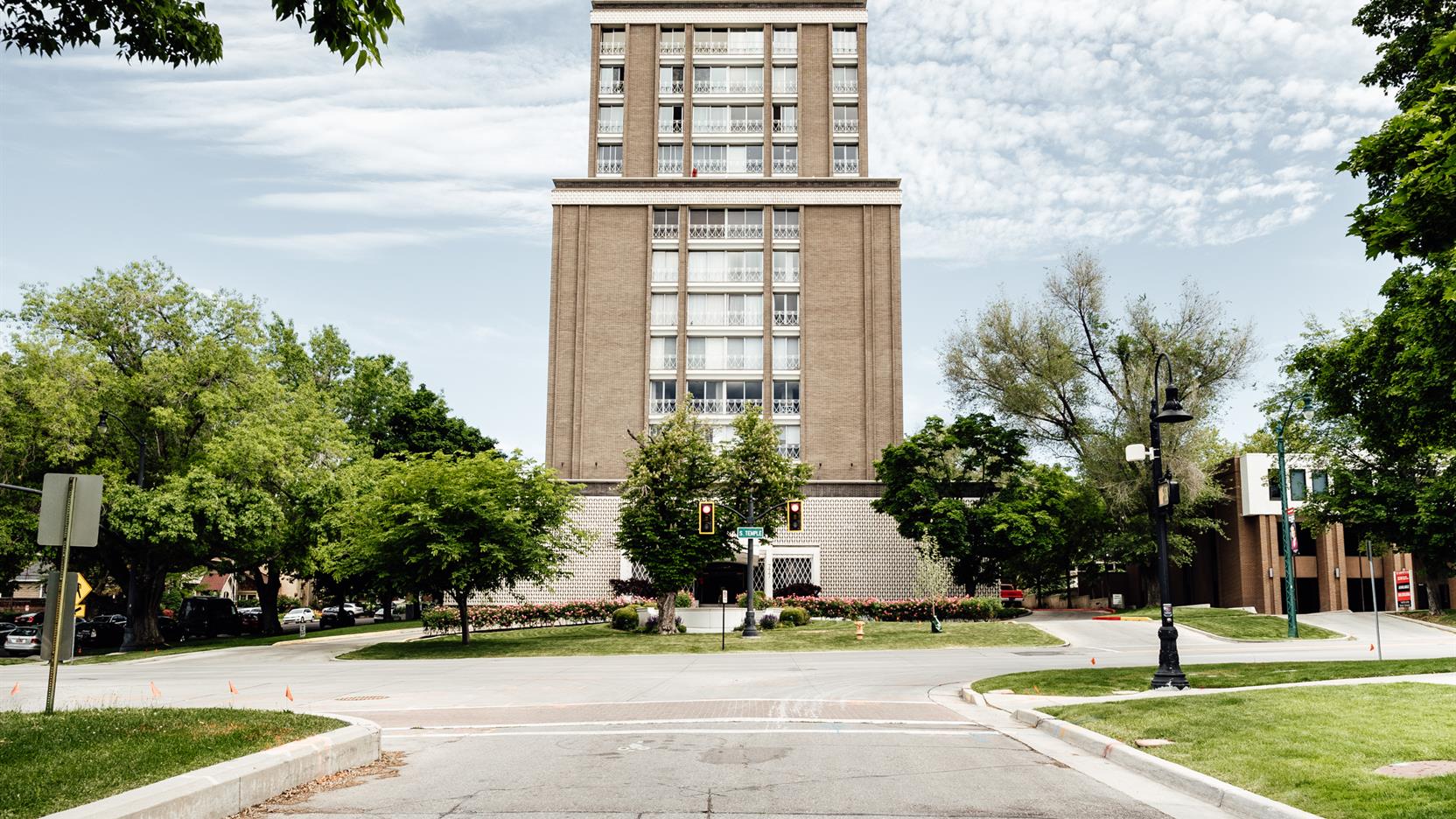 Bonneville Tower Home on High
